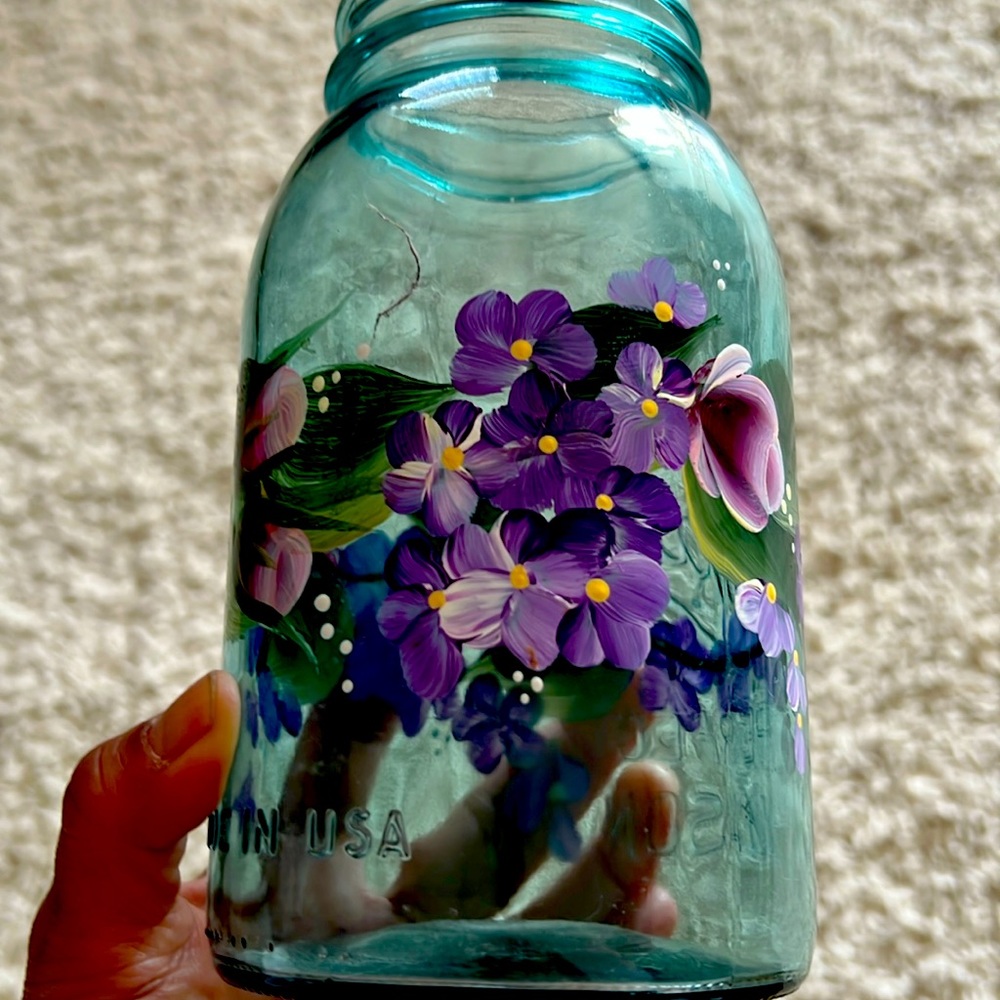 Perfect Mason beautifully etched jar